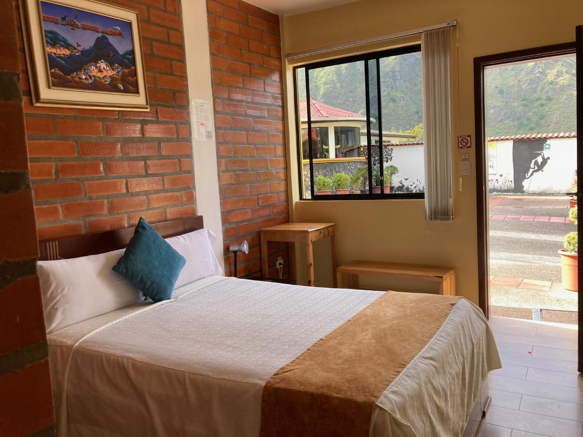 Hostal Monte Carmelo Баньос Экстерьер фото